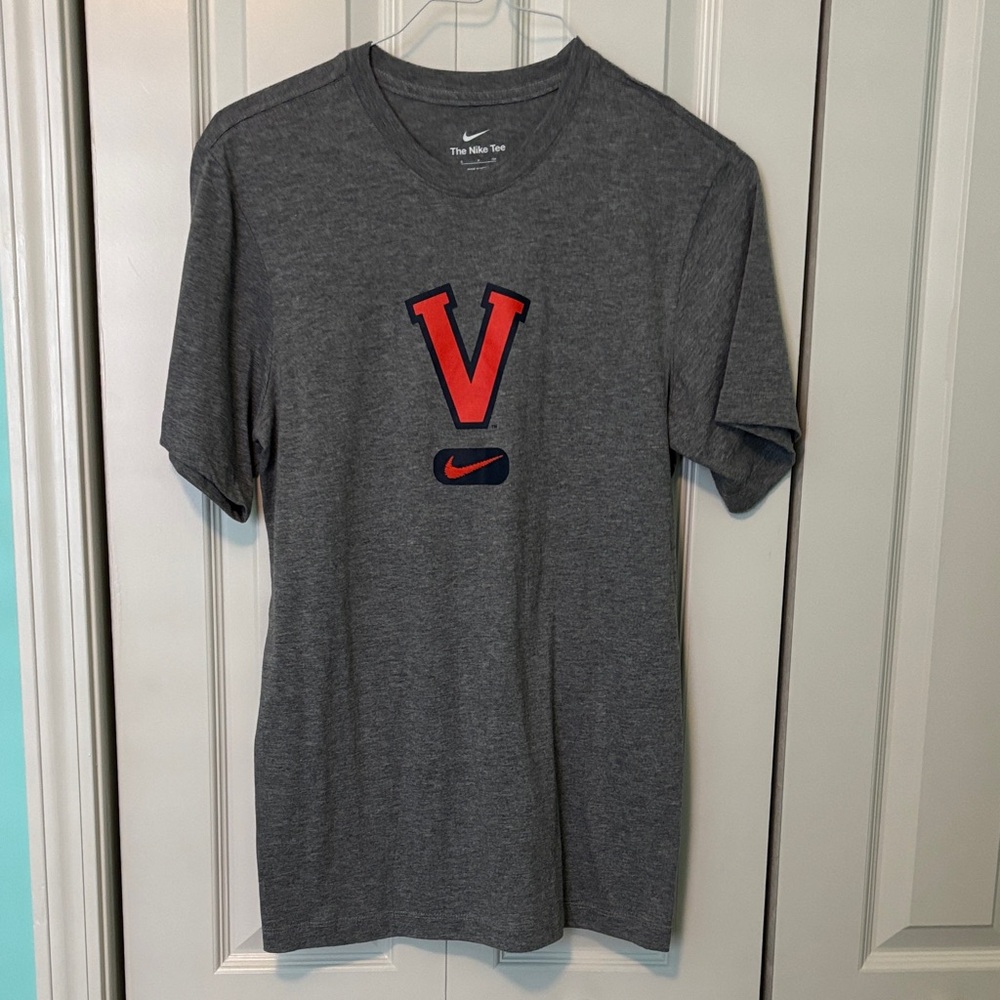 Nike Charcoal Tee with Vibrant Red and Navy Accents